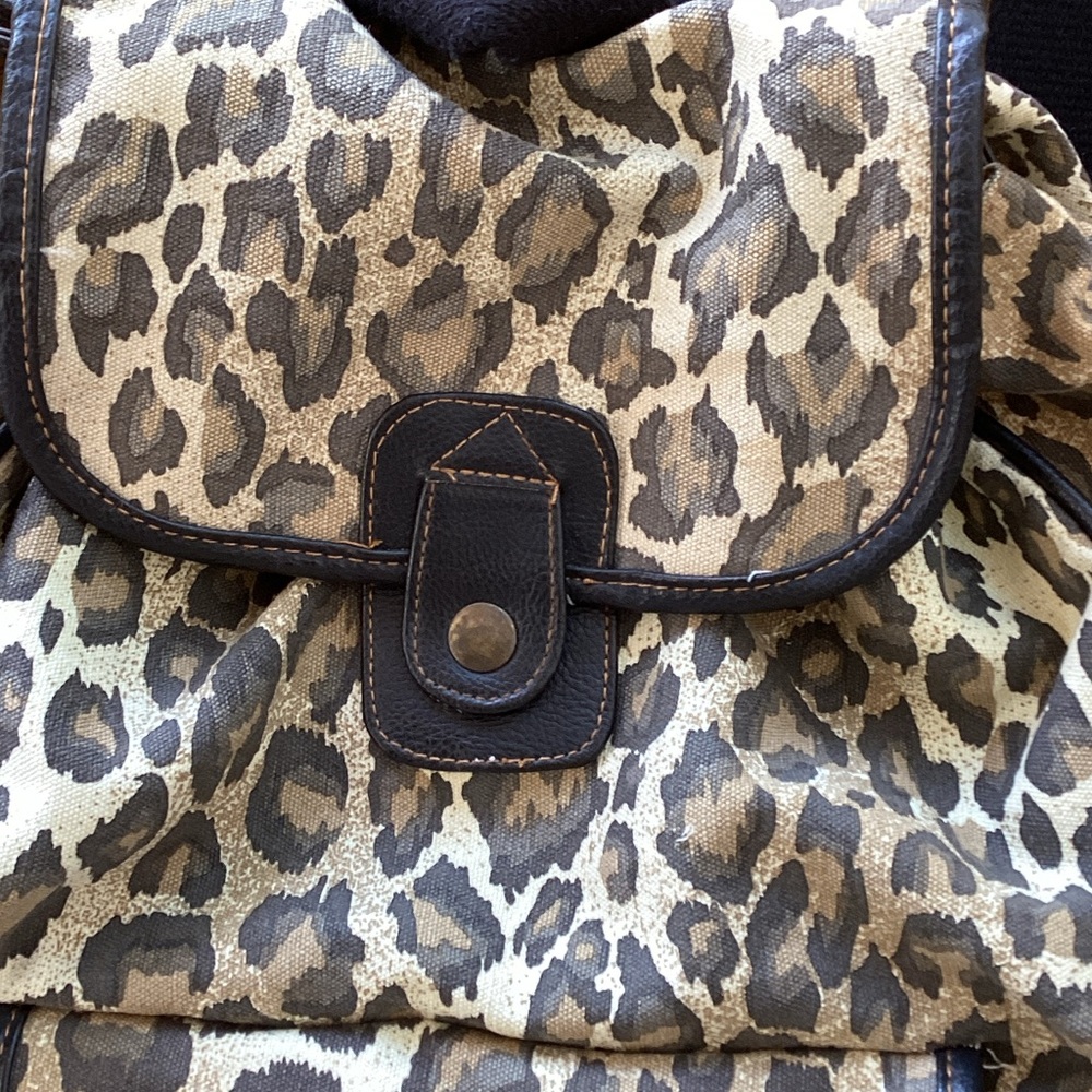 Leopard Print Backpack - Picture 2 of 8